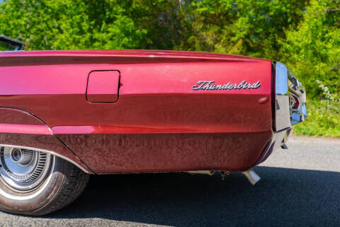 1966 Ford Thunderbird