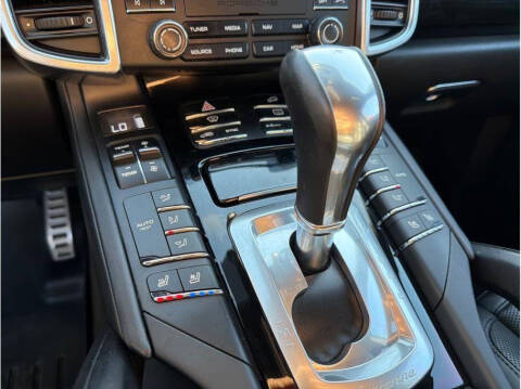 2017 Porsche Cayenne S