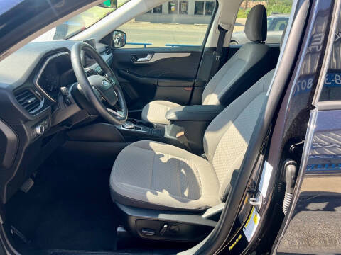 2021 Ford Escape SE