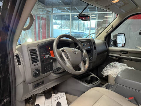 2016 Nissan NV 3500 HD SL