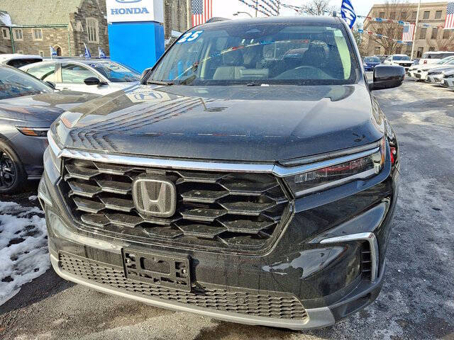 2025 Honda Pilot Touring