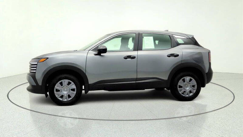 2025 Nissan Kicks S