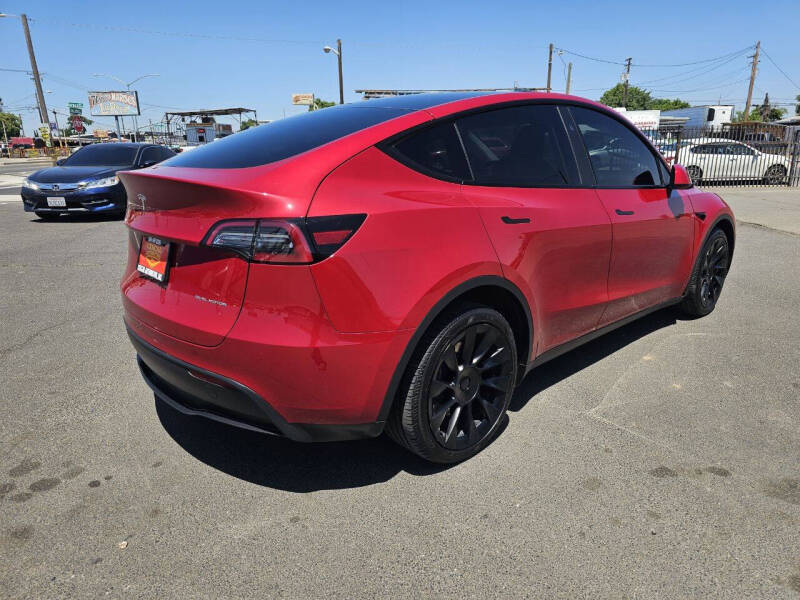 2023 Tesla Model Y Long Range
