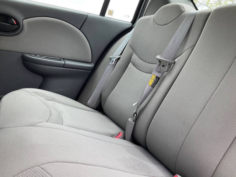 2003 Saturn Ion 2