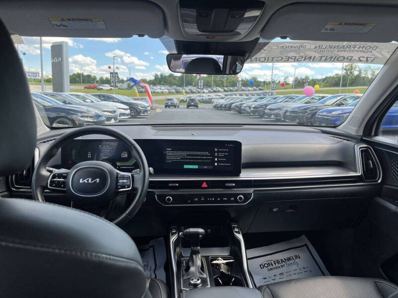 2025 Kia Sorento S
