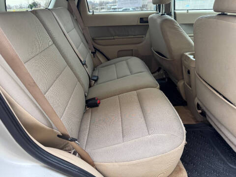 2011 Ford Escape XLT