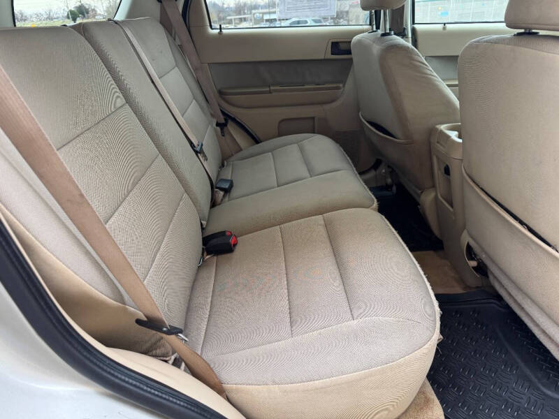 2011 Ford Escape XLT