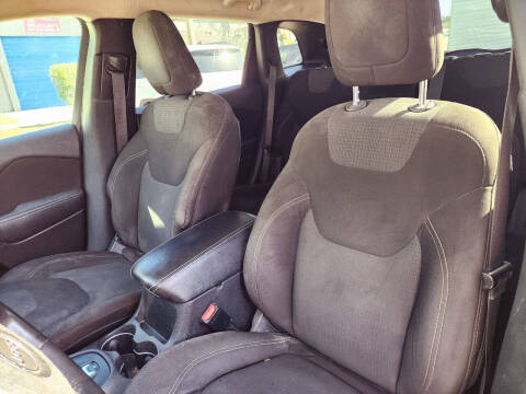 2016 Jeep Cherokee Latitude Altitude