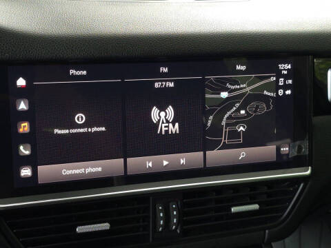 2023 Porsche Cayenne Platinum Edition