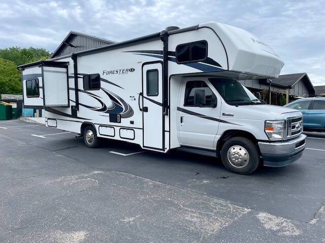2021 FORESTER LE 2551DSC Class C 2551 DSC