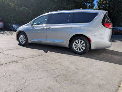 2019 Chrysler Pacifica Touring L