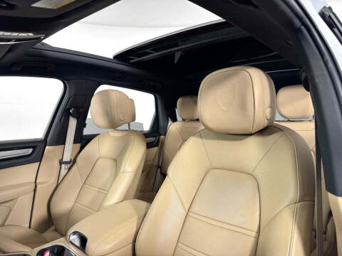 2022 Porsche Cayenne E-Hybrid