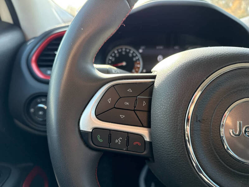 2023 Jeep Renegade Trailhawk