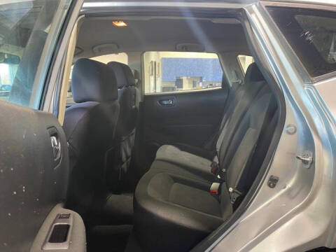 2013 Nissan Rogue SV