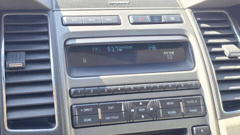 2011 Ford Taurus SEL