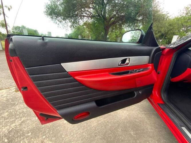 2003 Ford Thunderbird