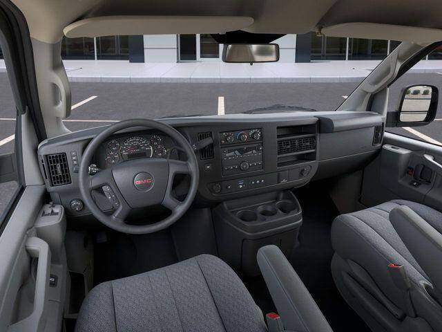 2025 GMC Savana 2500