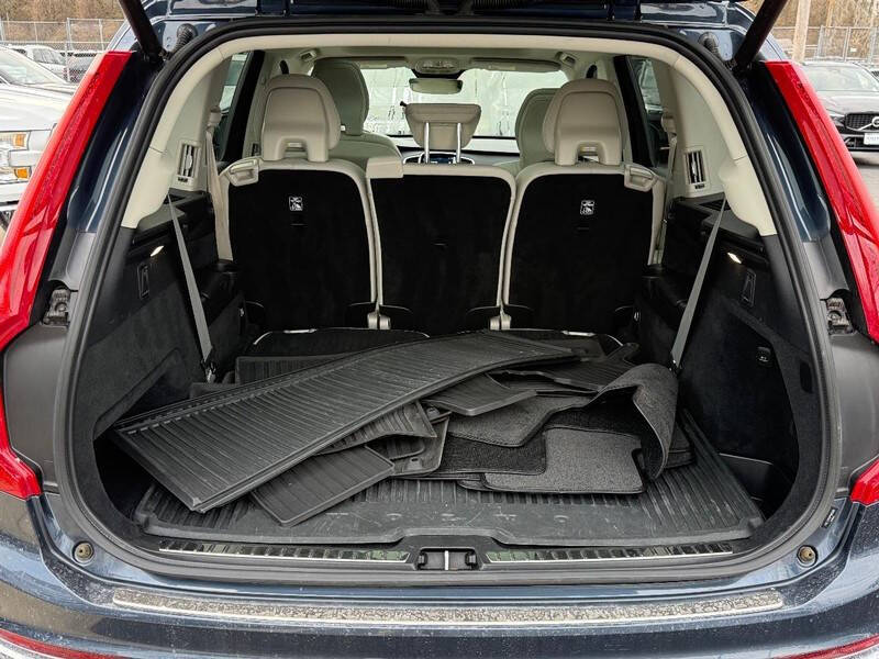 2023 Volvo XC90 B5 Plus Bright Theme