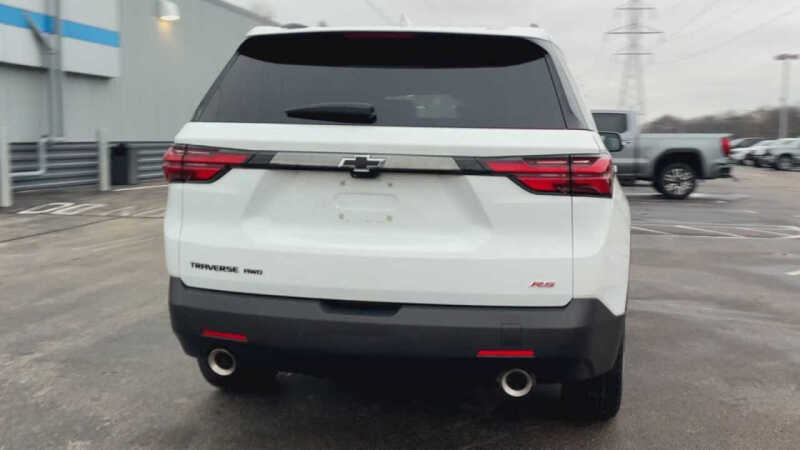 2023 Chevrolet Traverse RS