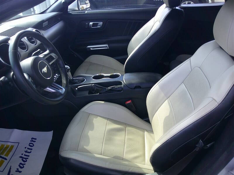 2018 Ford Mustang