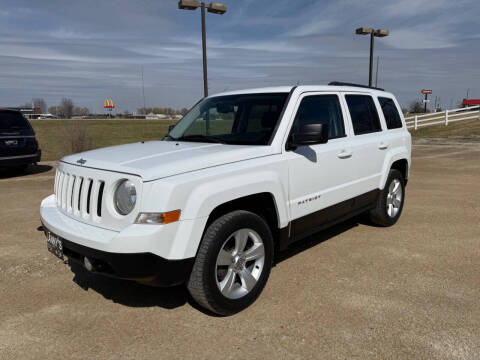 2015 Jeep Patriot for sale at Lanny's Auto in Winterset IA