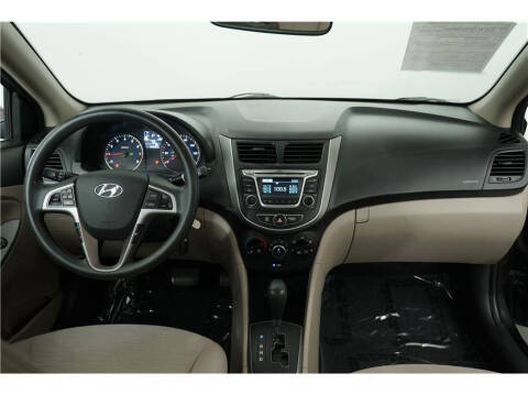 2017 Hyundai Accent Value Edition