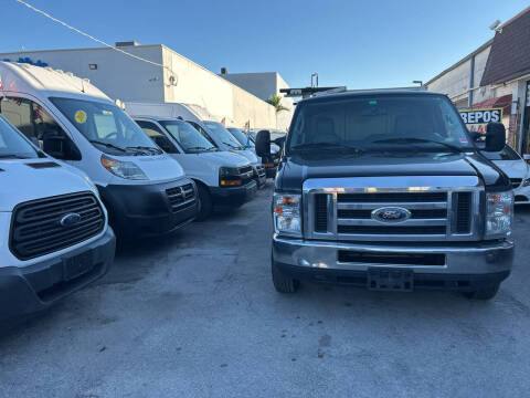 2014 Ford E-Series E-150