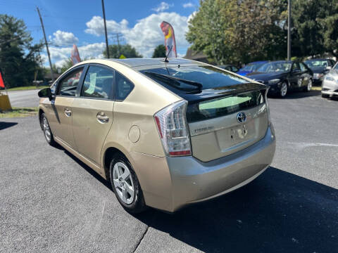 2011 Toyota Prius Two