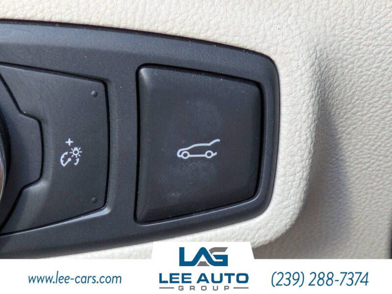 2019 Lincoln MKC Select