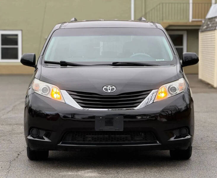 2011 Toyota Sienna