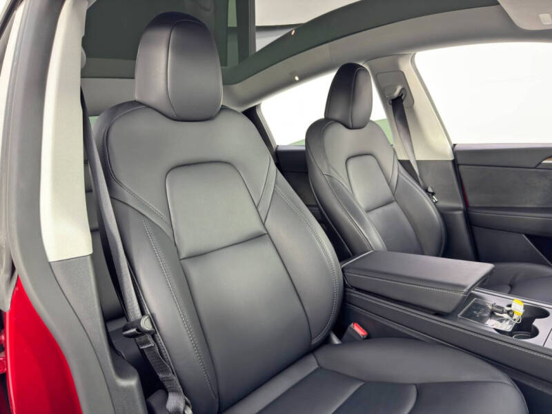 2024 Tesla Model Y Performance