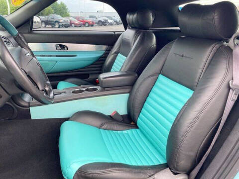 2002 Ford Thunderbird Deluxe