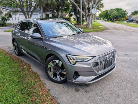 2021 Audi e-tron quattro Premium