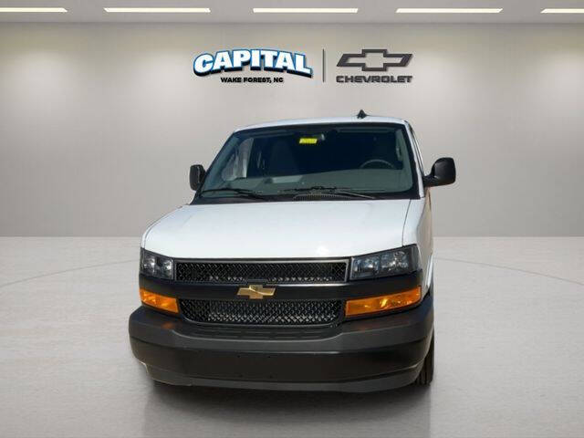 2025 Chevrolet Express 2500
