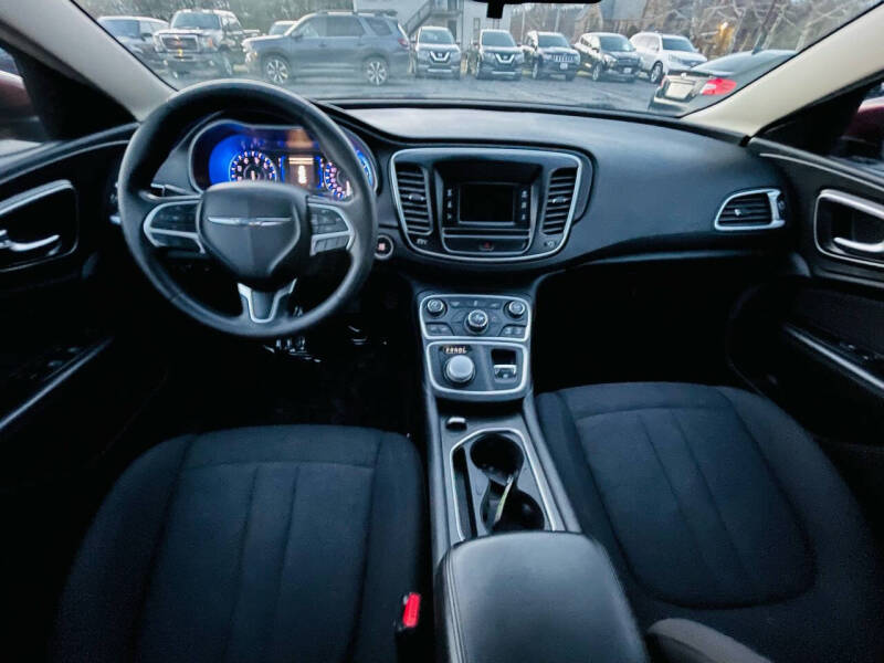 2016 Chrysler 200 Limited