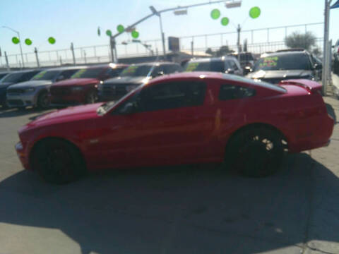 2006 Ford Mustang GT Deluxe
