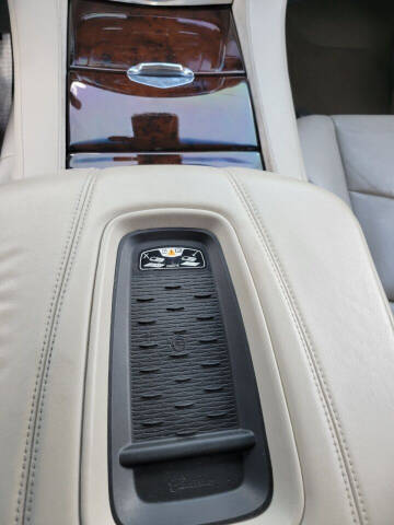 2015 Cadillac Escalade Luxury