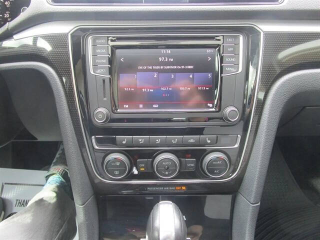 2018 Volkswagen Passat V6 GT