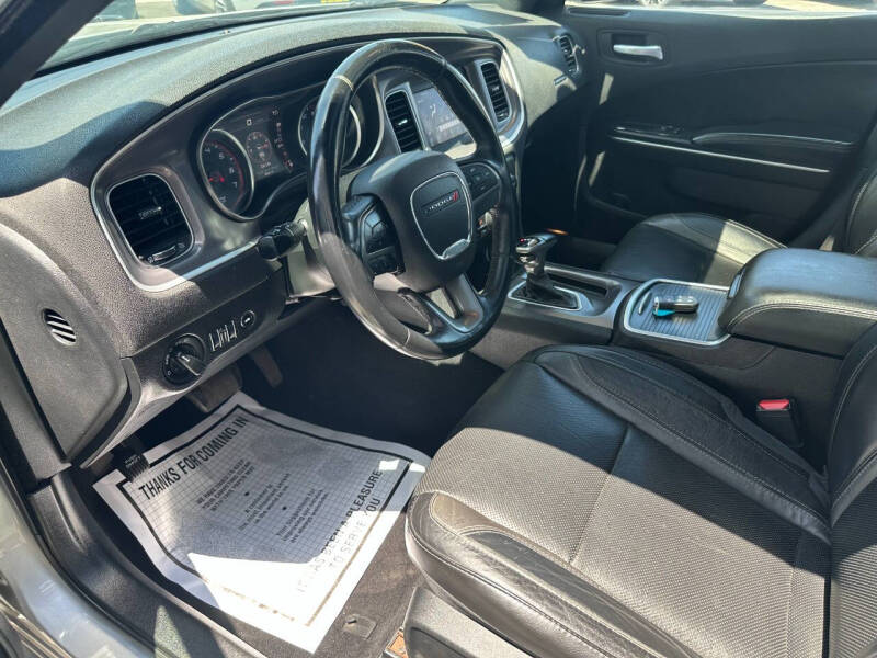 2019 Dodge Charger SXT