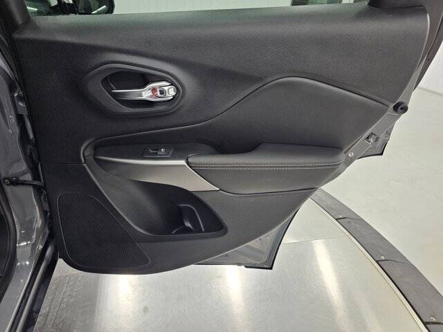 2021 Jeep Cherokee Freedom