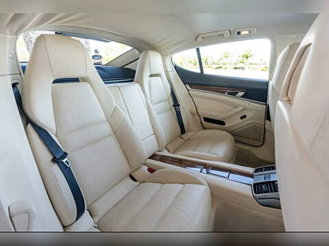 2011 Porsche Panamera