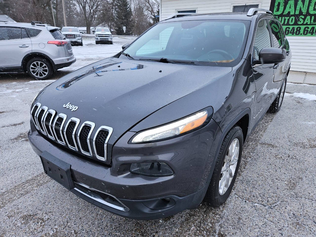 2015 Jeep Cherokee for sale at DANGO AUTO SALES in HOWARD CITY, MI