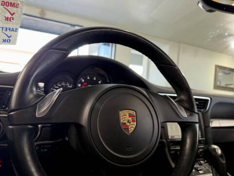 2015 Porsche 911 Carrera