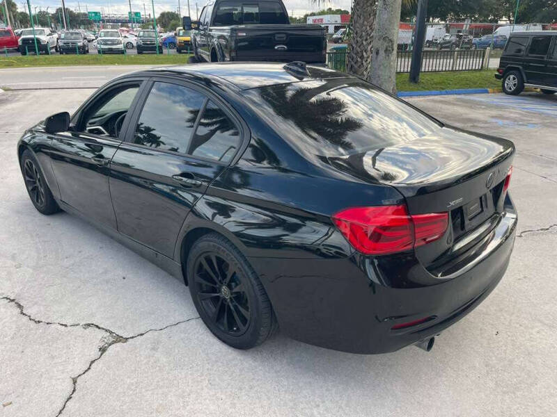 2017 BMW 3 Series 320i xDrive