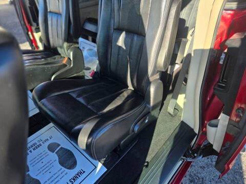 2013 Chrysler Town and Country Touring