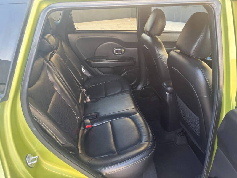 2015 Kia Soul +