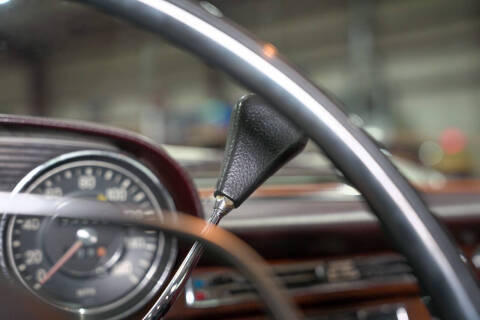 1972 Mercedes-Benz 280-Class