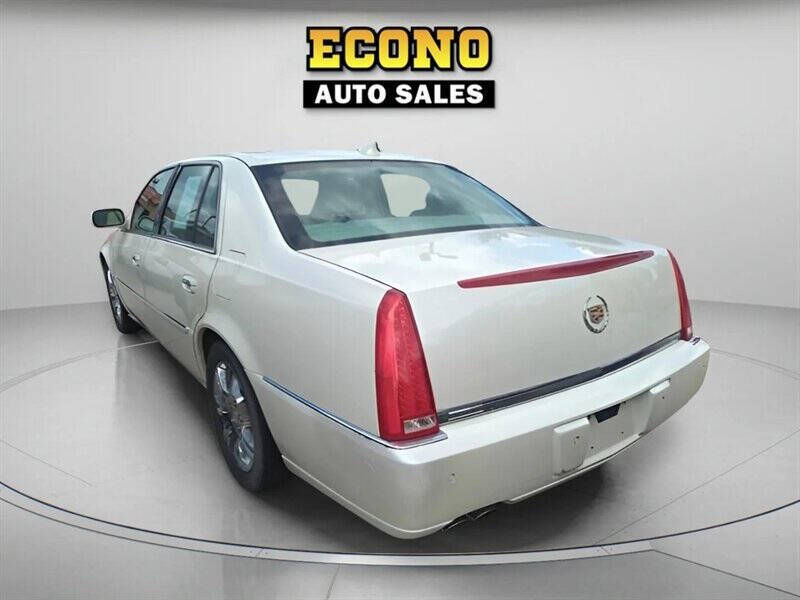 2009 Cadillac DTS Performance
