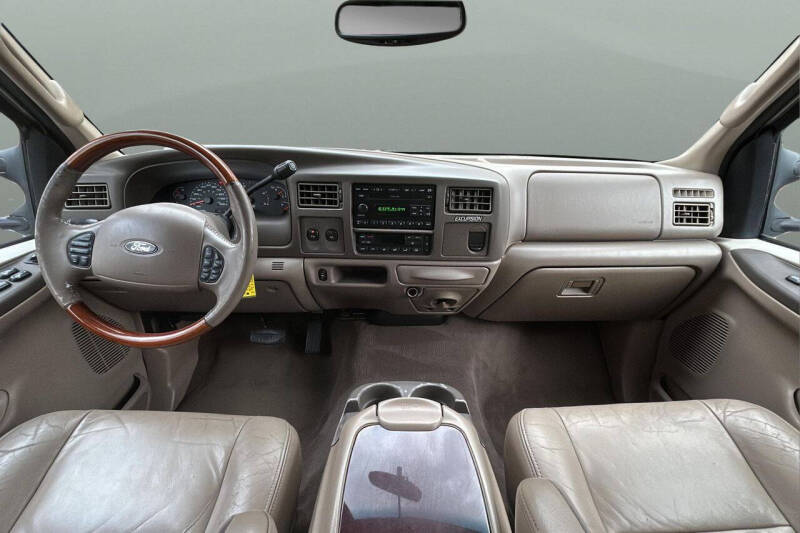 2004 Ford Excursion Limited