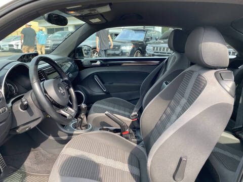 2014 Volkswagen Beetle R-Line